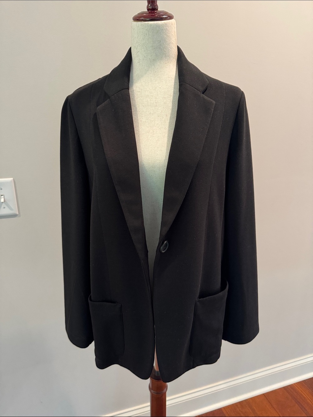 Max Studio Black Single-Button Women's Blazer - NWT